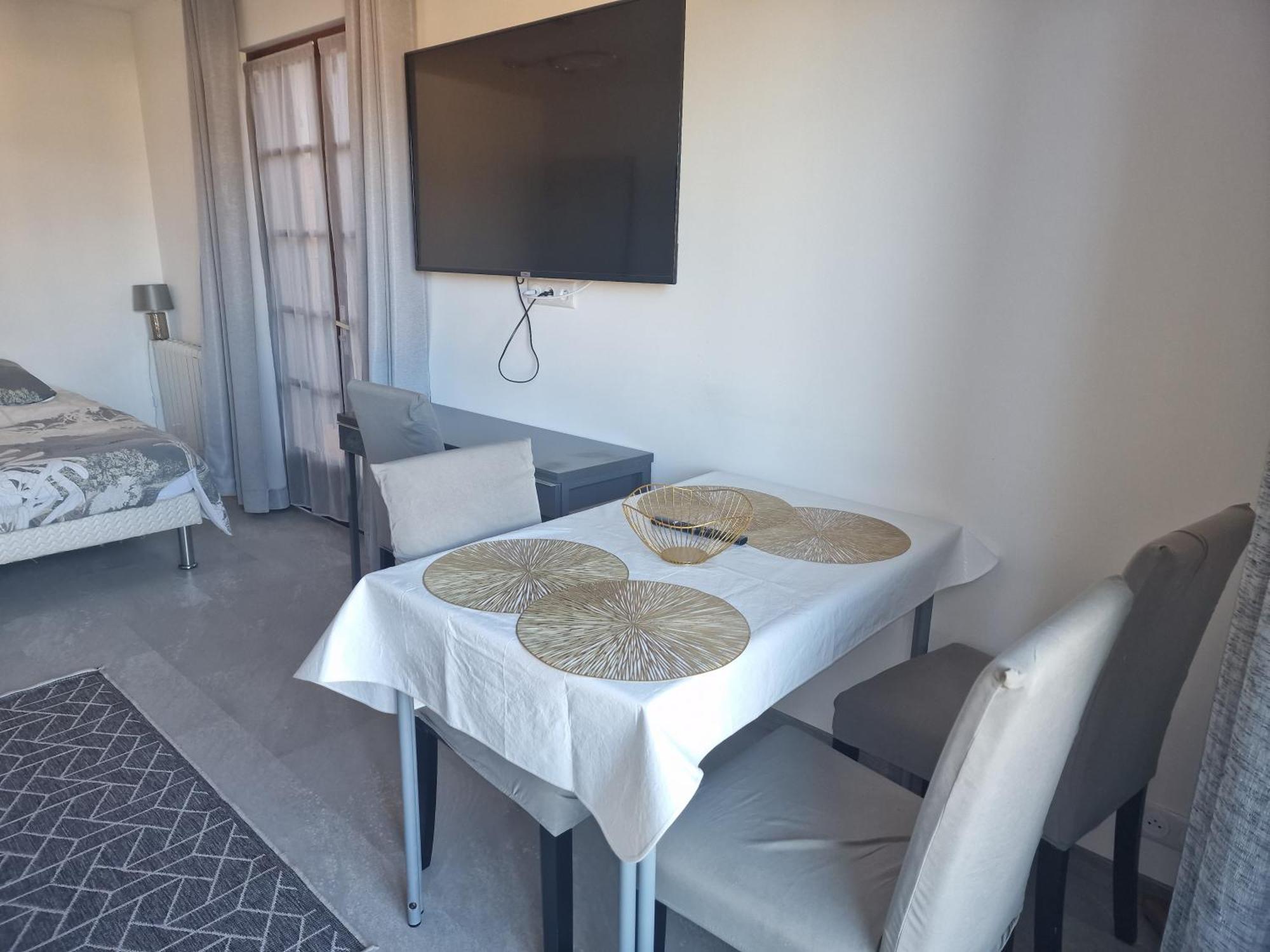 Ravissant Appartement Saint-Raphael Piscine Rom bilde